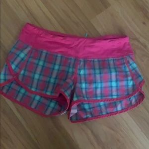 Lululemon plaid running shorts